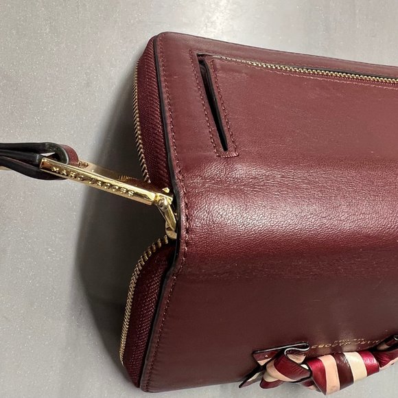MARC JACOBS - BOW RUBINO - WRIST PHONE WALLET - BURGUNDY / WINE - Picture 3 of 7